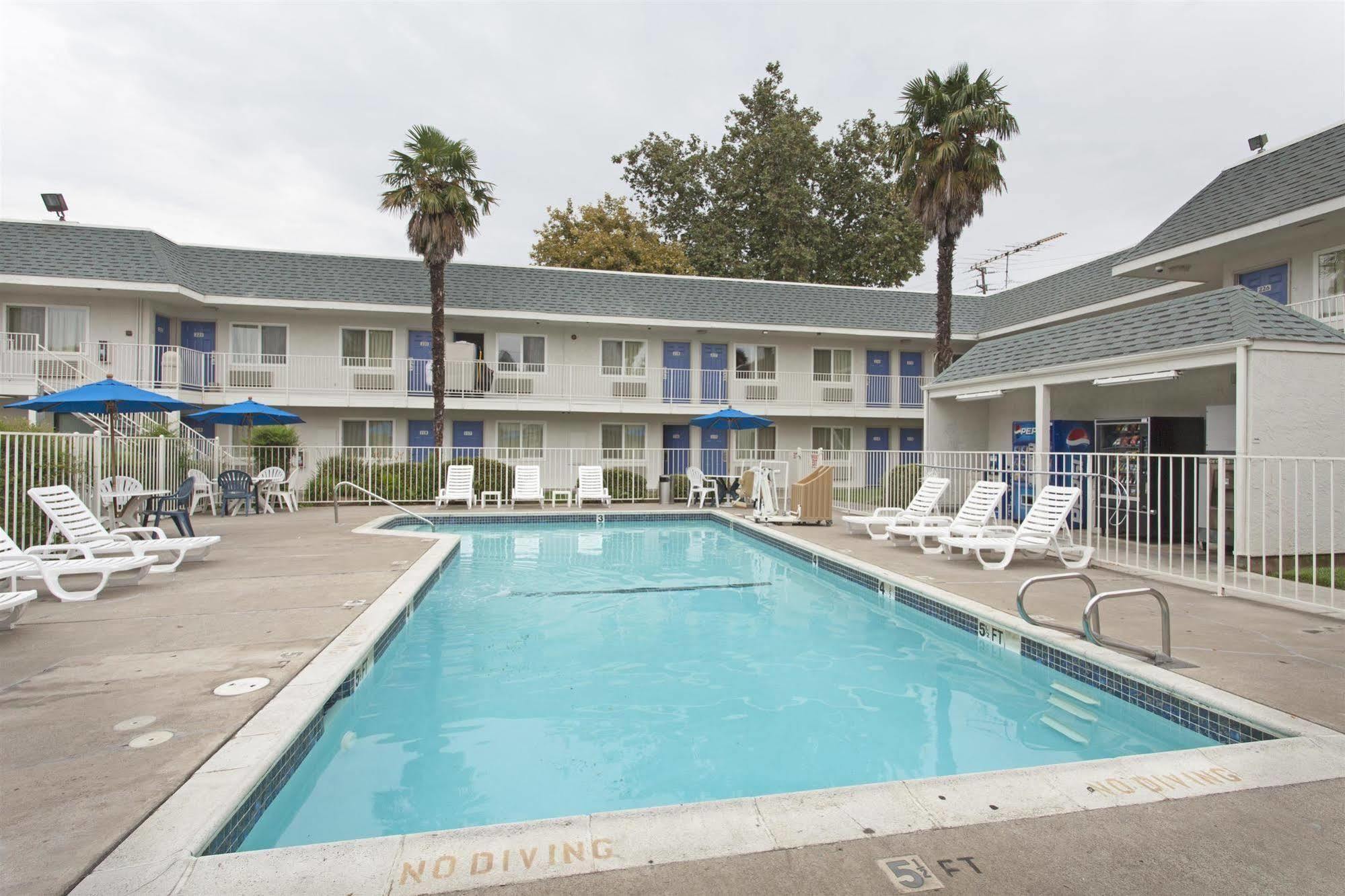 Motel 6-Sacramento, Ca - Central Luaran gambar